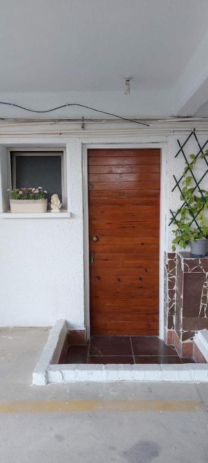 Stay With Oleg C17 Paralimni Exterior photo
